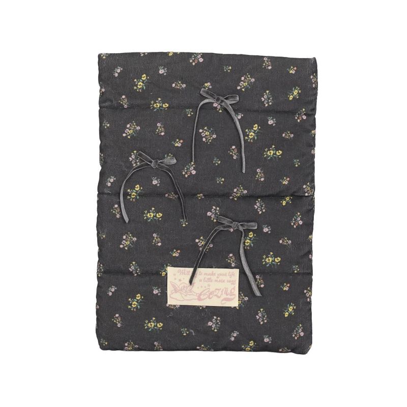 cozing（コジング）の「Pillow Notebook Pouch_floral black（Smartphone Accessories）」