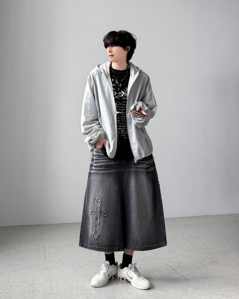 Hyke Black Bermuda Denim