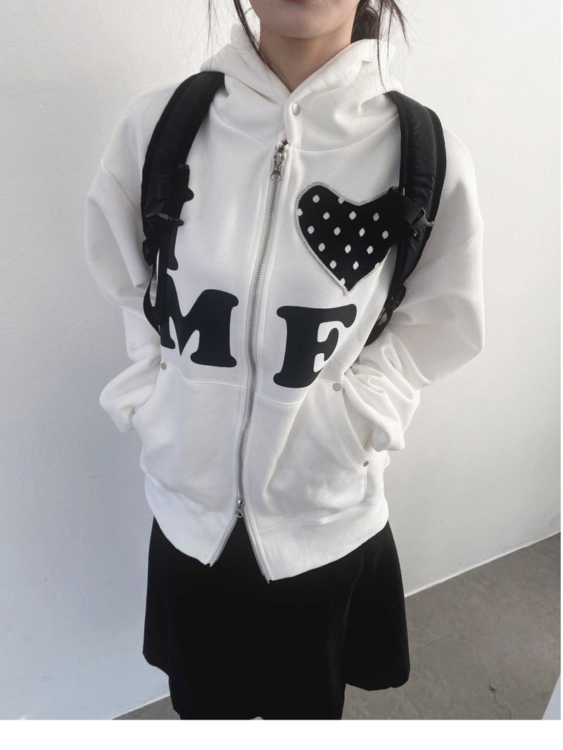 myorang（ミョラン）の「Love me!♥ hood zip-up (2color)（Jackets/Outerwear）」