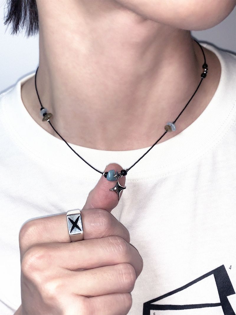 DOUBLE STING STONE NECKLACE