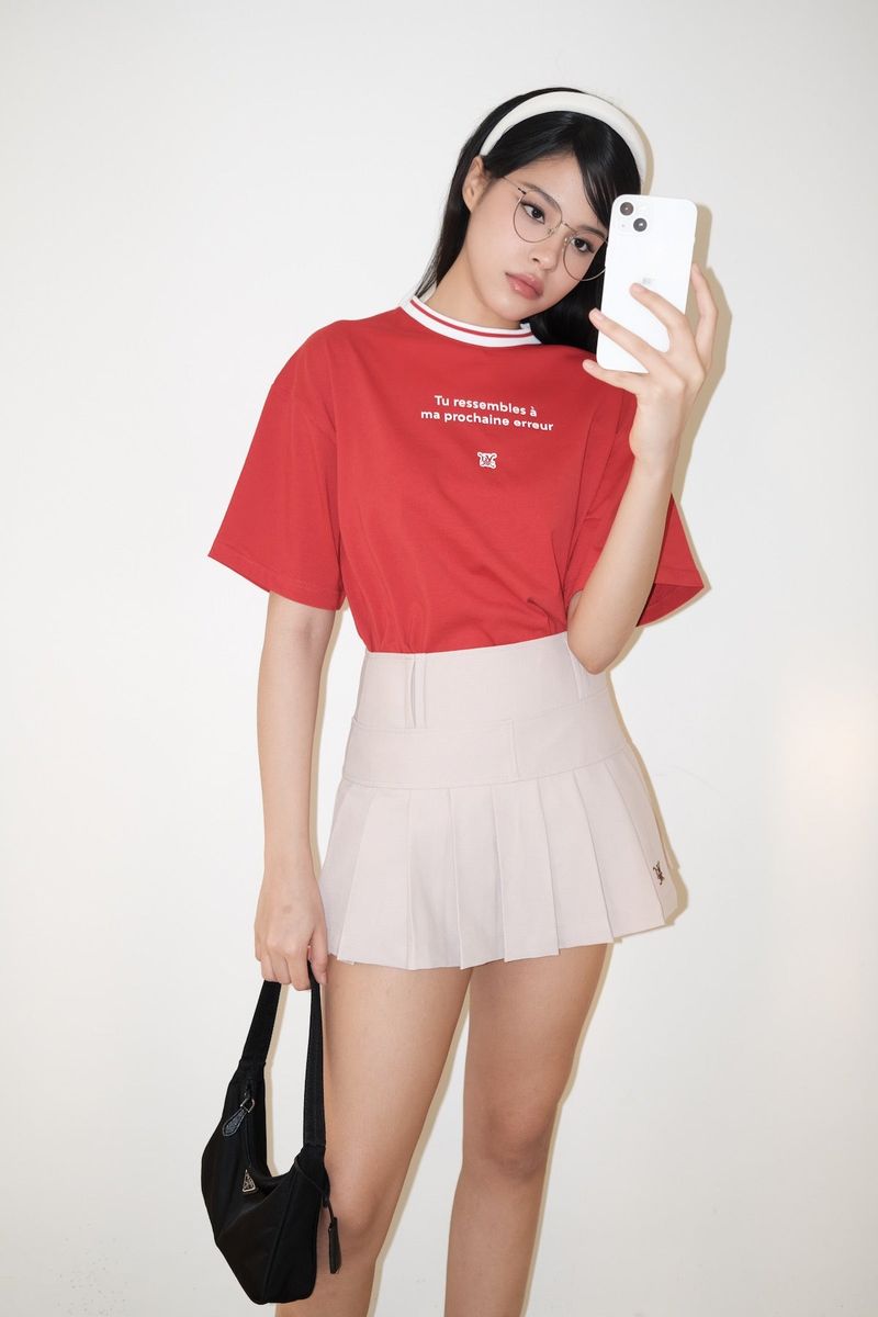 DVRK（ダーク）の「DVRK PRIVÉ STRIPED NECK OVERSIZE TEE - RED（Tops）」