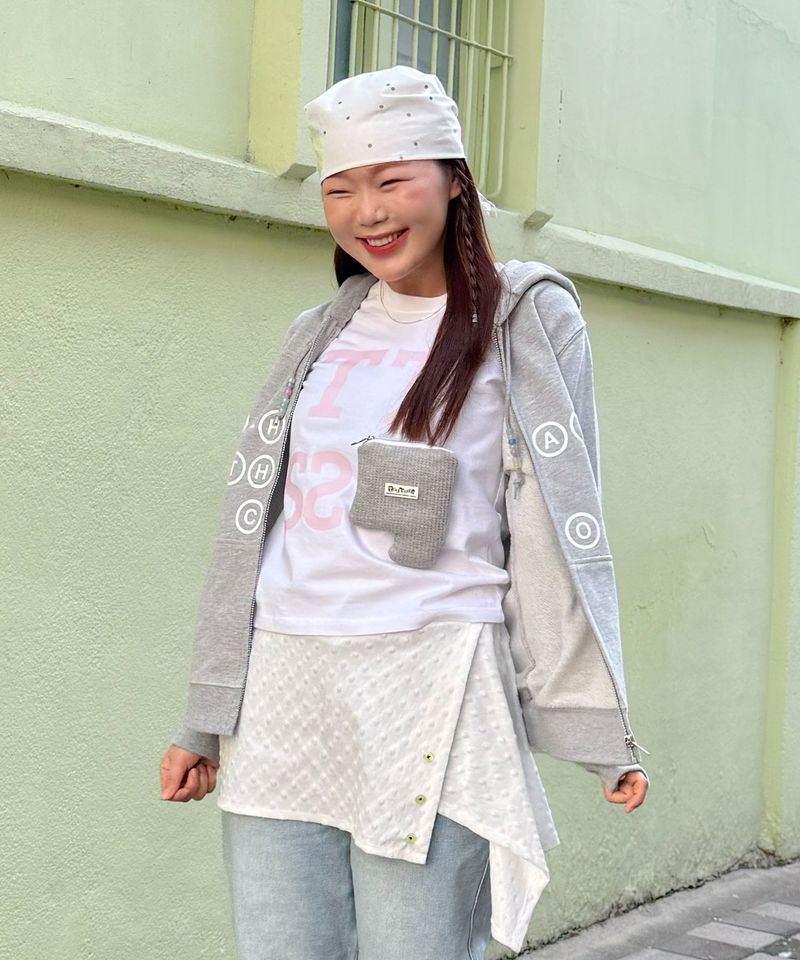 Loading Clover Symbol Hooded Zip-Up [GREY]