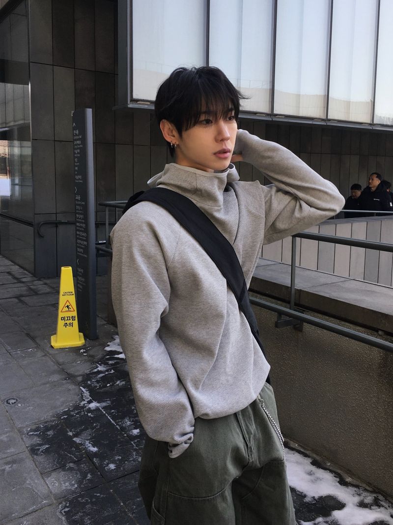 DISCERNMENT（ディサーンメント）の「Weave Waffle Warmer Hoodie Long Sleeve 3C（Tops）」