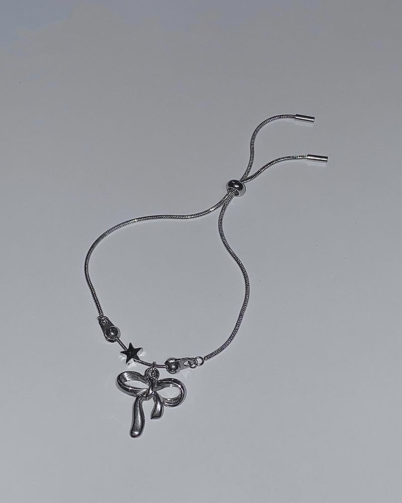 ribbon star bracelet