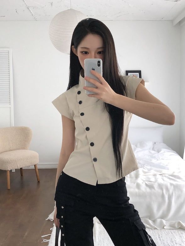 anyonemore（エニーワンモアー）の「Newji Diagonal Button High-Neck Blouse Shirt（Tops）」