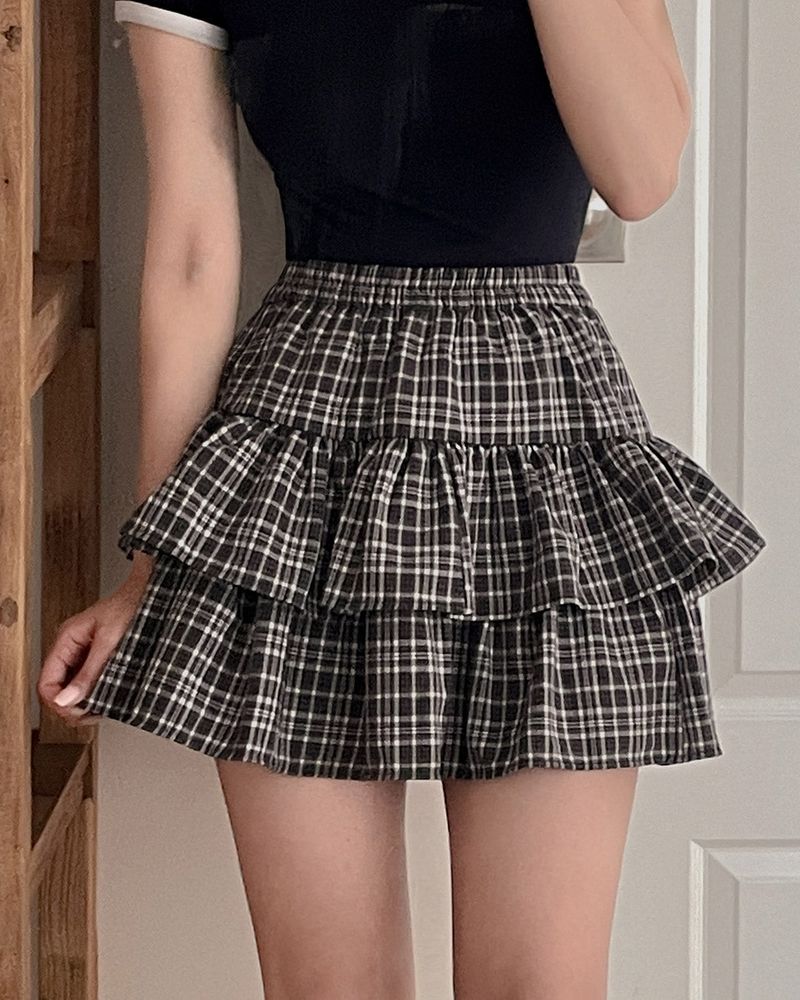 Boom checkered frill mini skirt (with underpants)