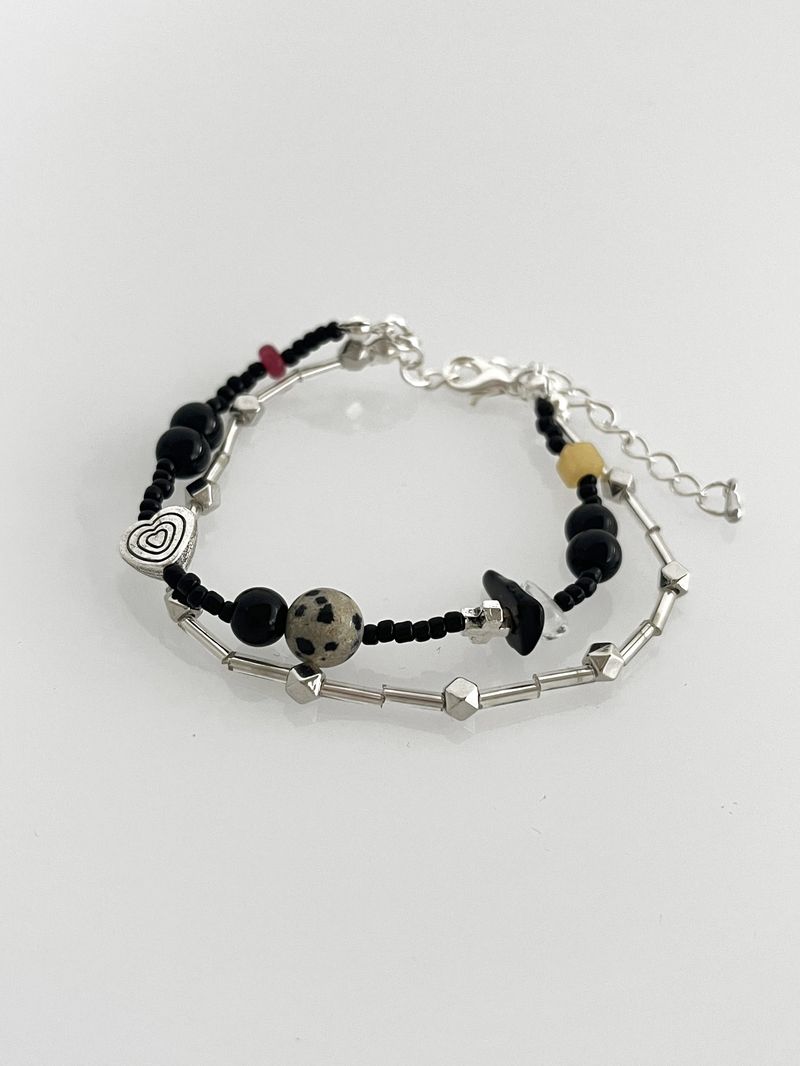 WONDER WONDER（ワンダーワンダー）の「Harkin Metal Gemstone Layered Bracelet Set（Accessories）」