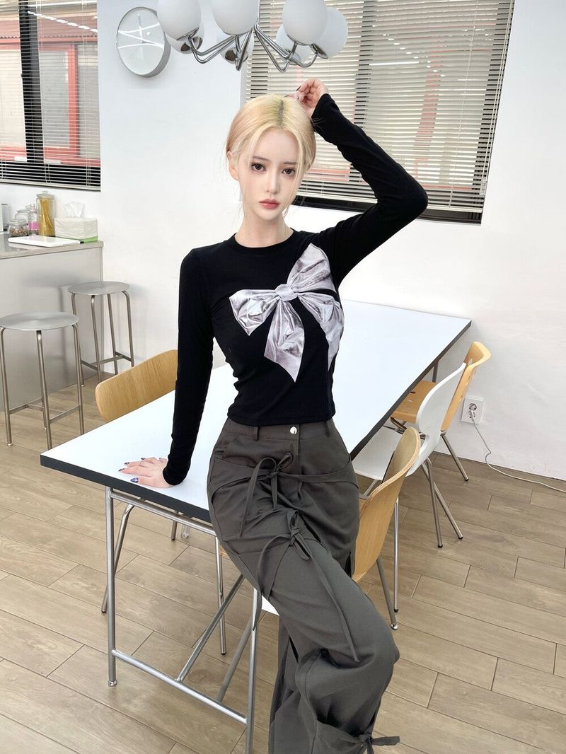 Seow(ソウ)の「1168. Silver ribbon slim T (2color)(Tops)」