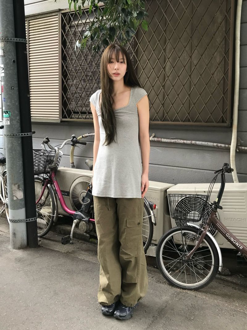 HASTA（ハスタ）の「ワークカーゴパンツ (カーキ)（パンツ）」
