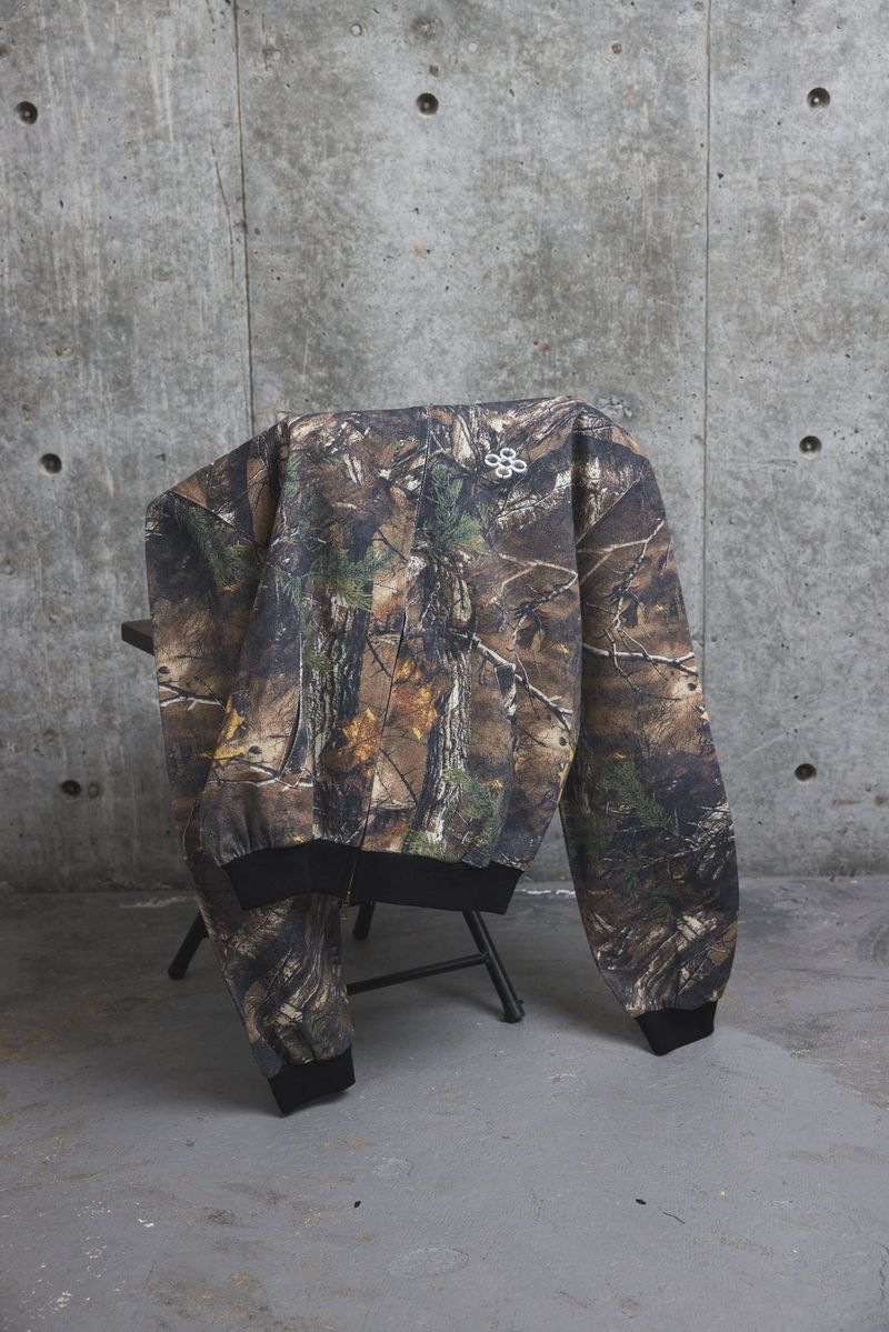 real tree camo zip-up hoodie