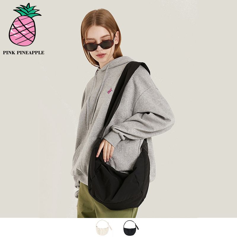 PINK PINEAPPLE(ピンクパイナップル)の「CROISSANT BAG(Bags)」