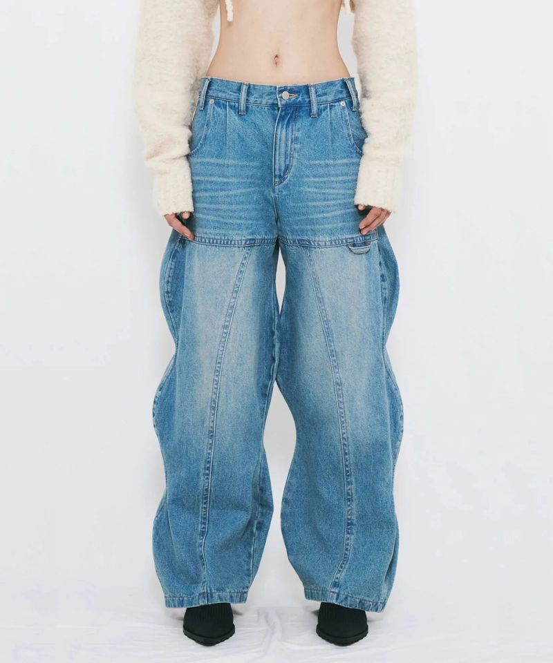 VIAVANDA（ヴィアヴァンダ）の「WAVE DENIM PANTS（Pants）」