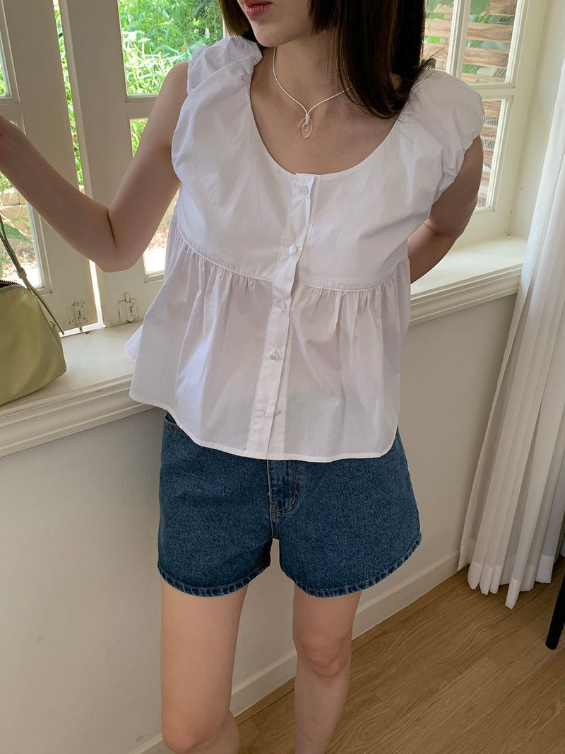 [MADE] Delrose Denim Shorts