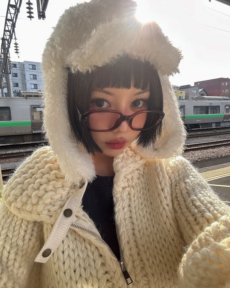 Earrings Roll Up Fur Truffer Hat