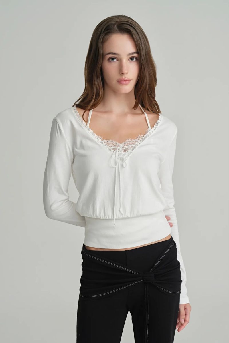 Hazel eyelet top, White