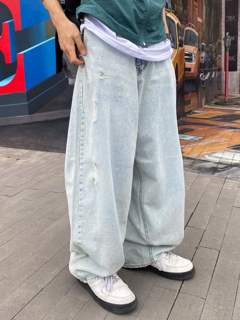 UNAIDUN（アネイダン）の「Snow This' Balloon Denim Pants 2C（Pants）」