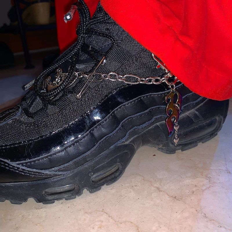 Trigger Bang Shoes chain