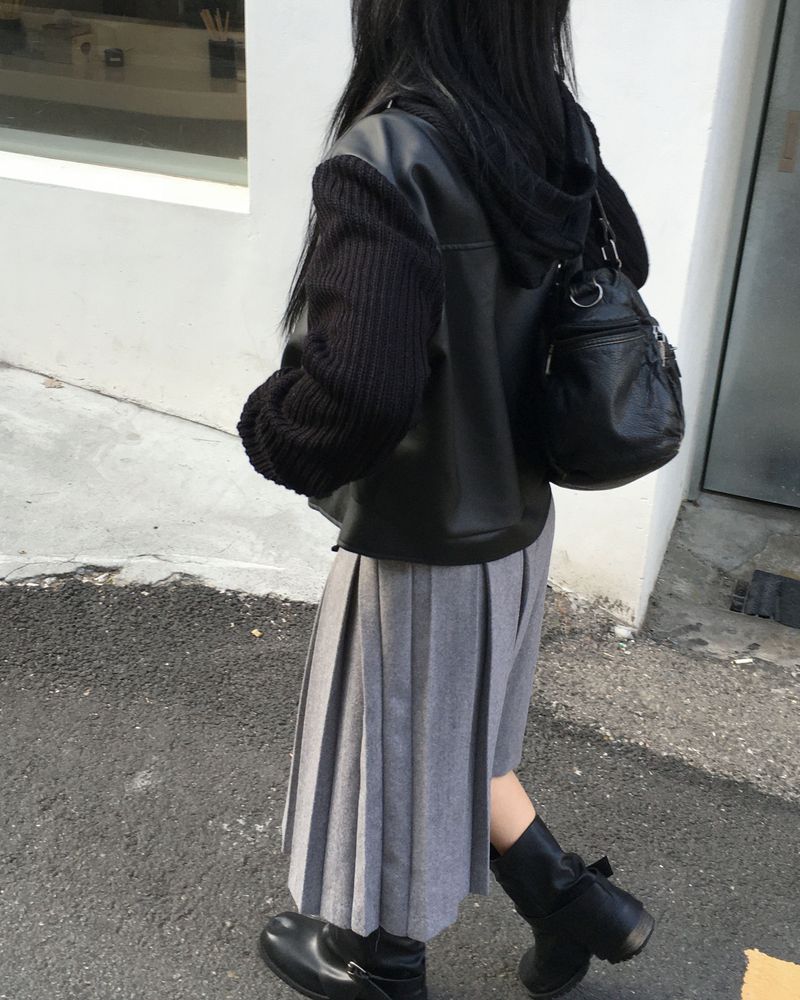 Belt pleated long skirt