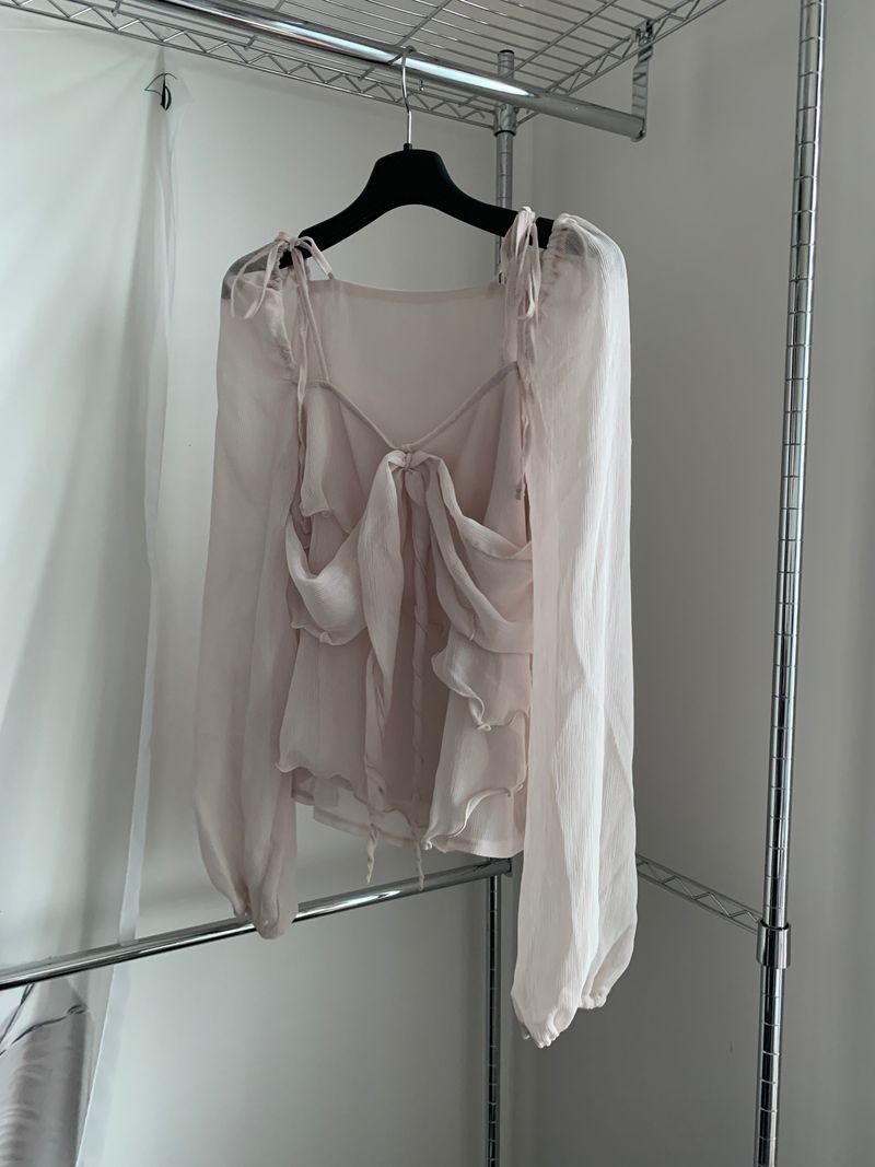 cheek ribbon blouse (2 colors)