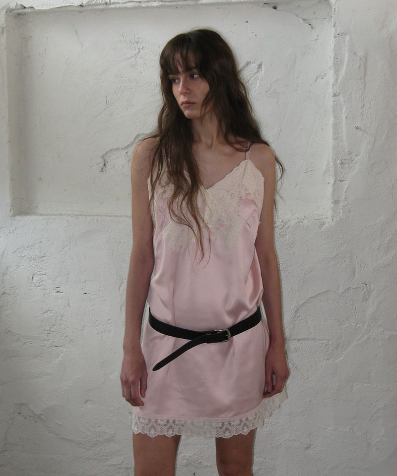 WITHOUTSUMMER（ウィズアウトサマー）の「Roa satin dress_pink（Dresses）」