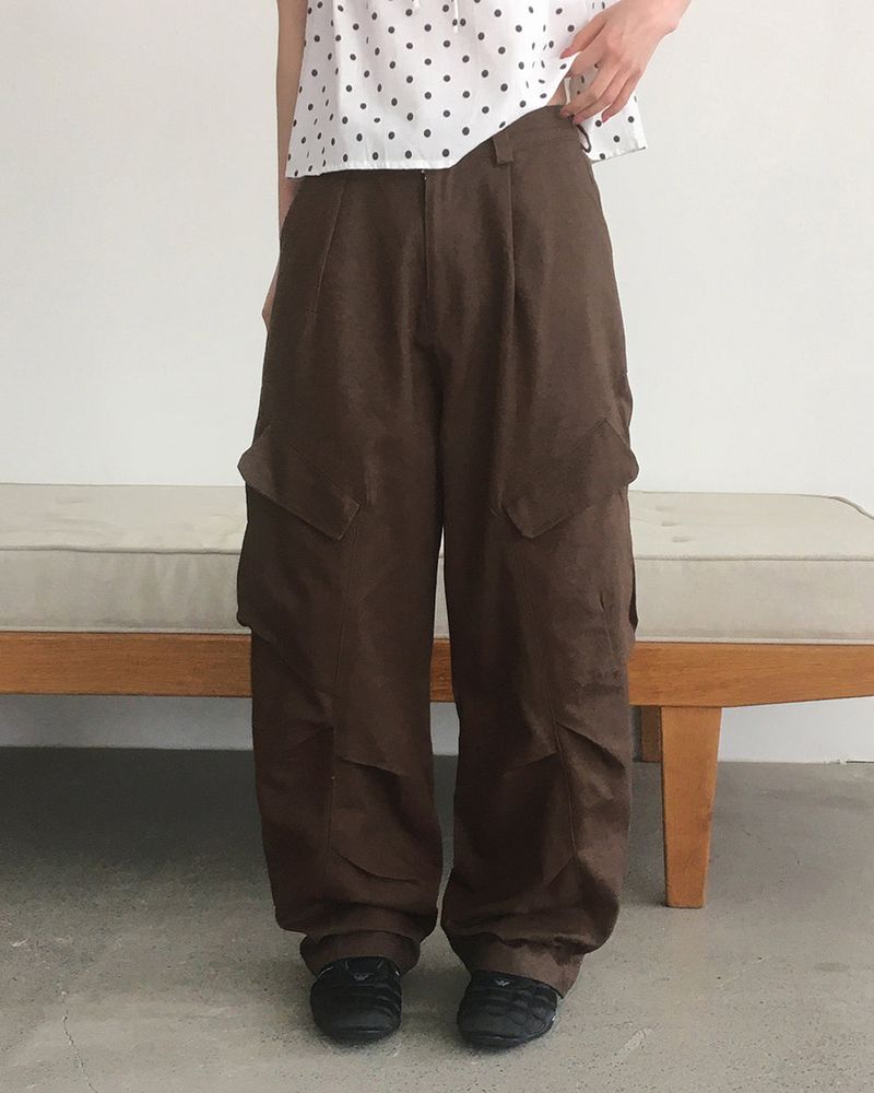 Fite Diagonal Cargo Pocket Wide Pants