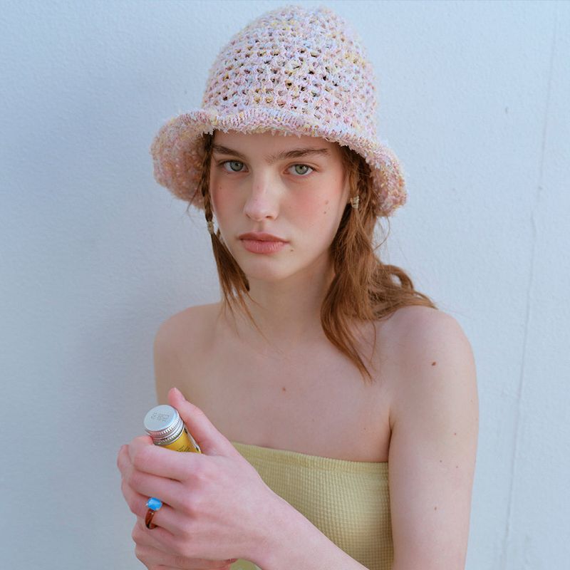 BUTTERFLY KNIT BUCKET HAT