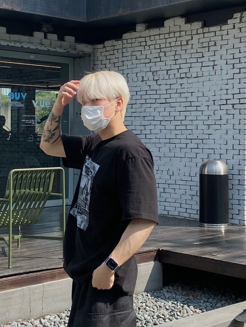 Poster Half Dyed Short Sleeve Tee 2C