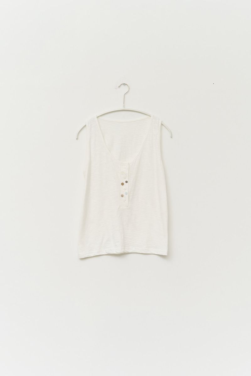 (W) Lodge Button Sleevless
