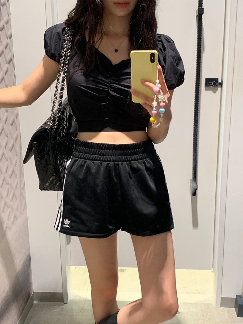 [MADE] MOBE SHIRRING CROP BLOUSE