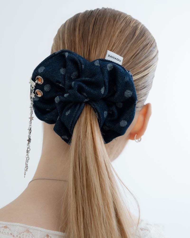 DENIM DOT SCRUNCHIE