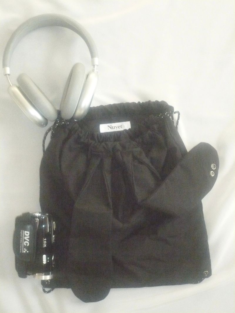 Rabbit hoodie bag