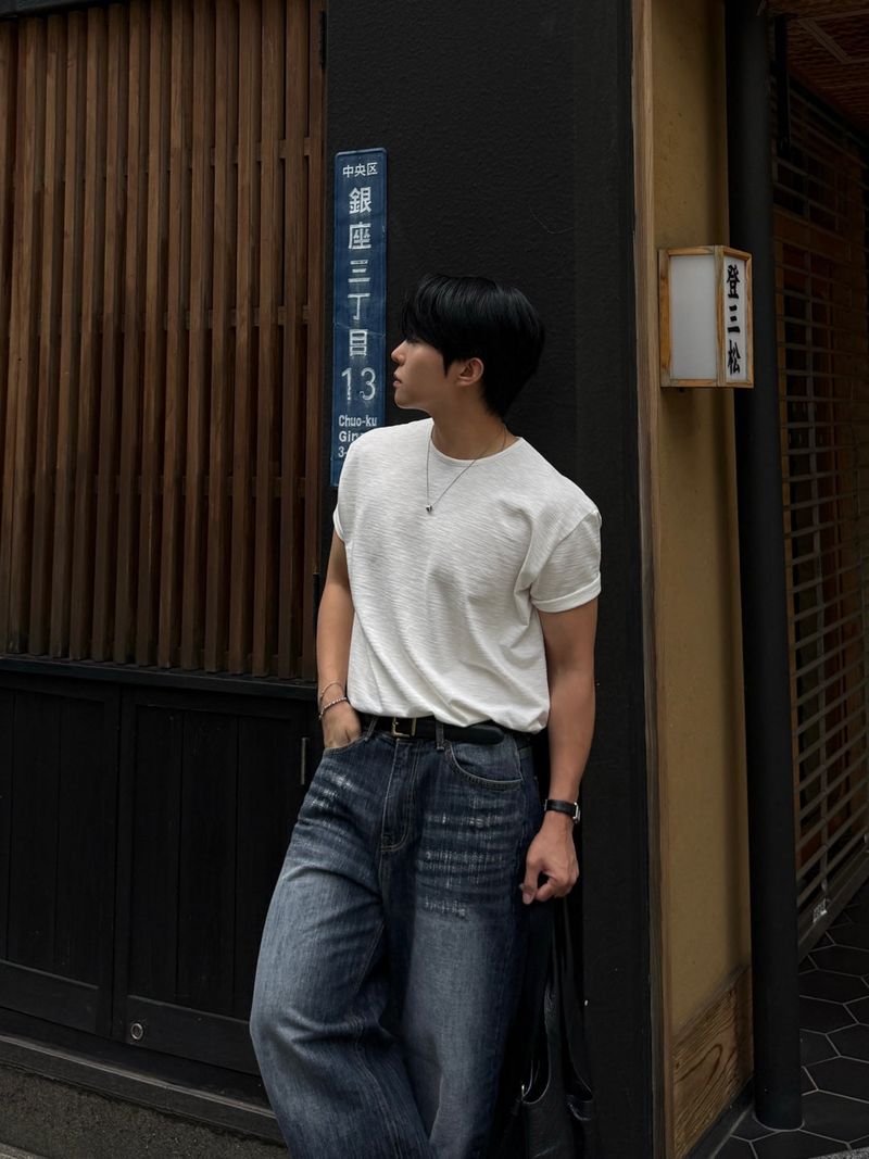 ダメージストレートデニムパンツ