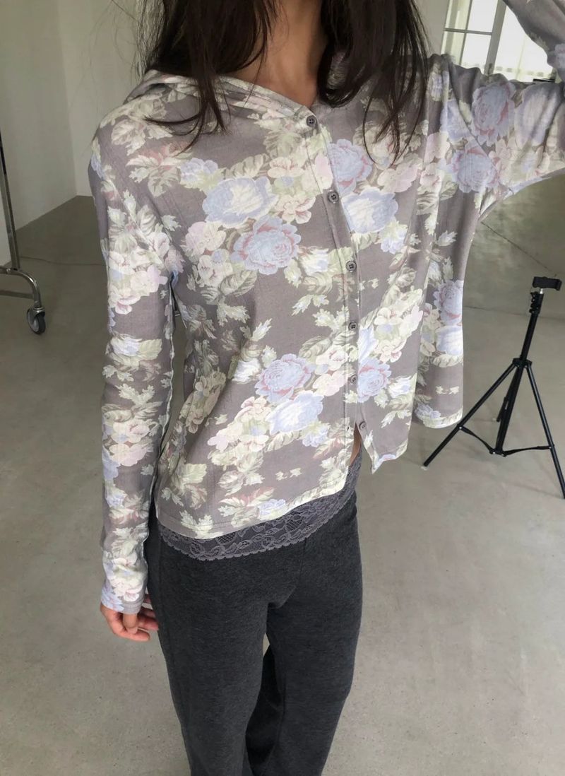 Flower button hoodie(2c)