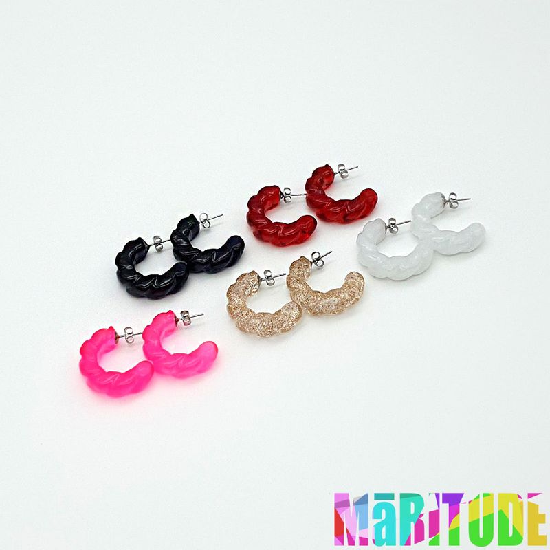 MaRITUDE（マリチュード）の「TWISTY EARRINGS (5COLOR)（Accessories）」