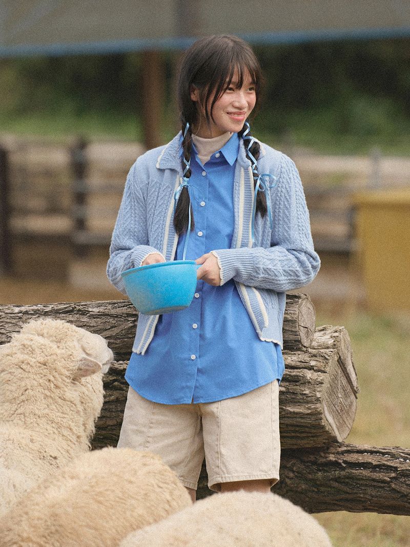 Wavy Collar Cable Merino Cardigan (Light Blue)