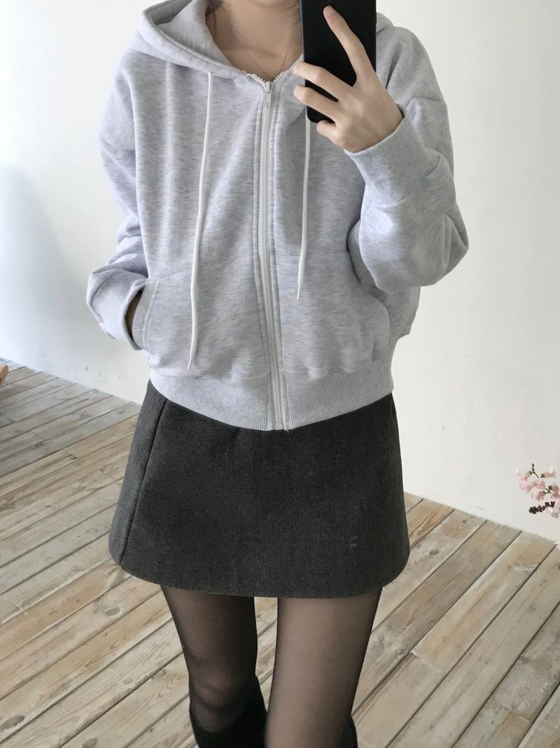 Lev wool mini skirt (2 colors)