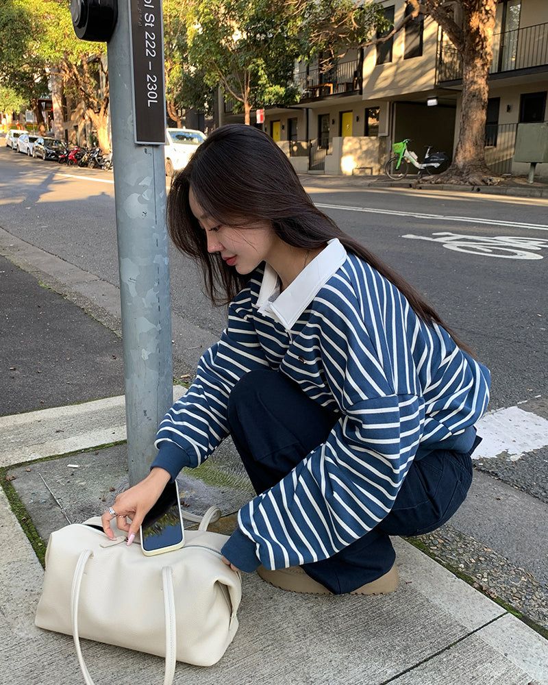 [ORIGINAL] Navel Stripe Collar Sweatshirt