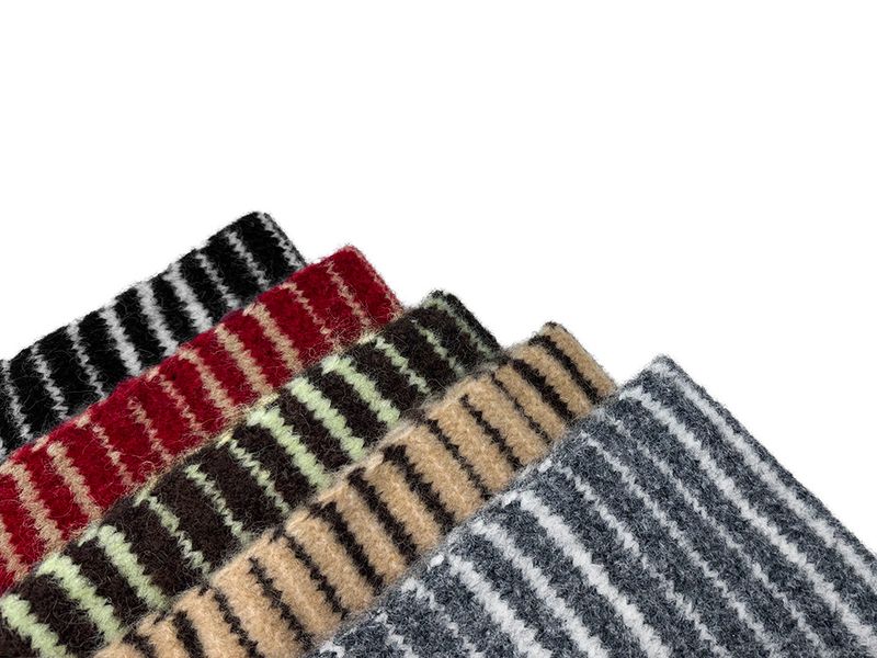 Nail Stripe Wool Muffler