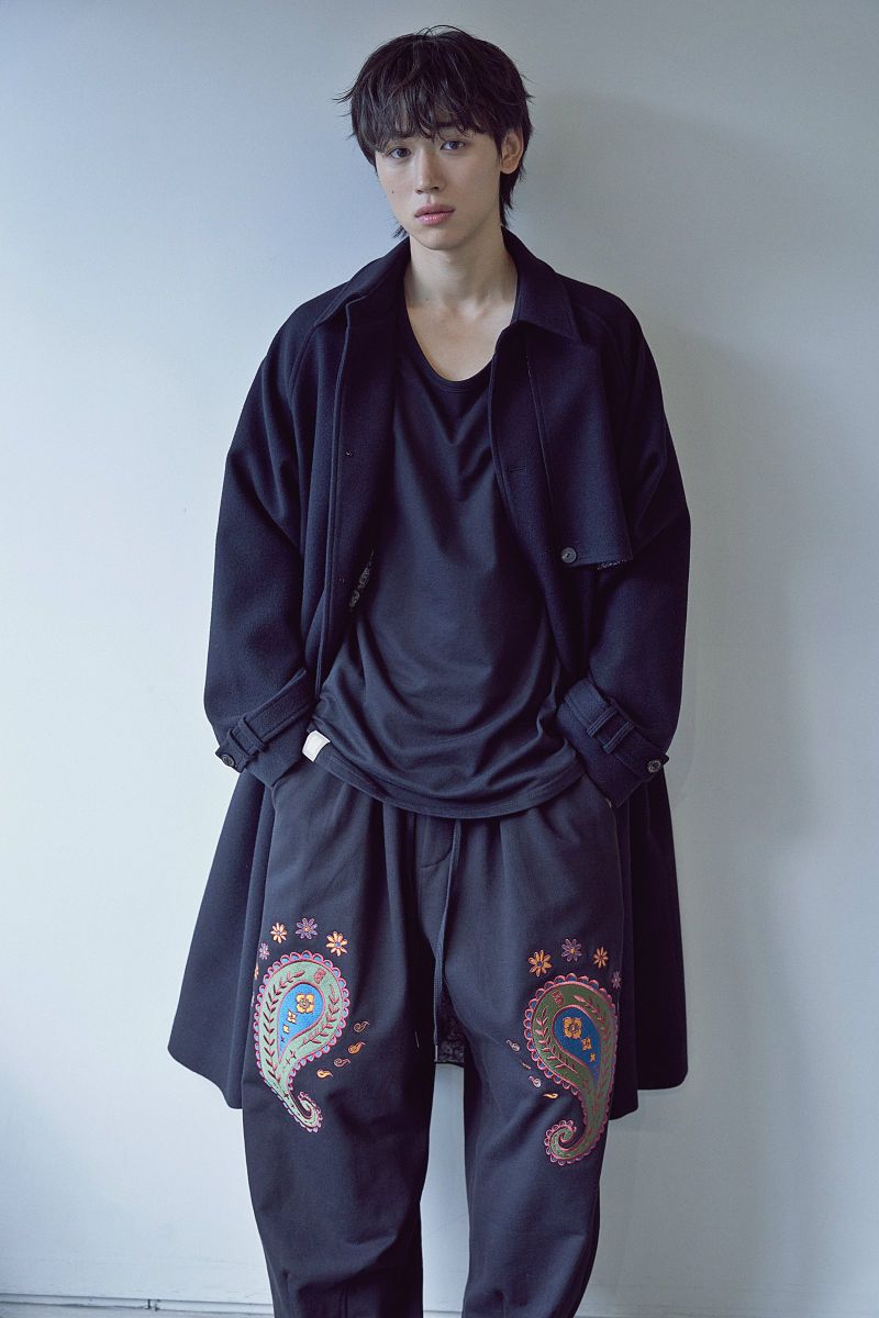 PURE-WOOL 90 BALMACAAN COAT (Black)