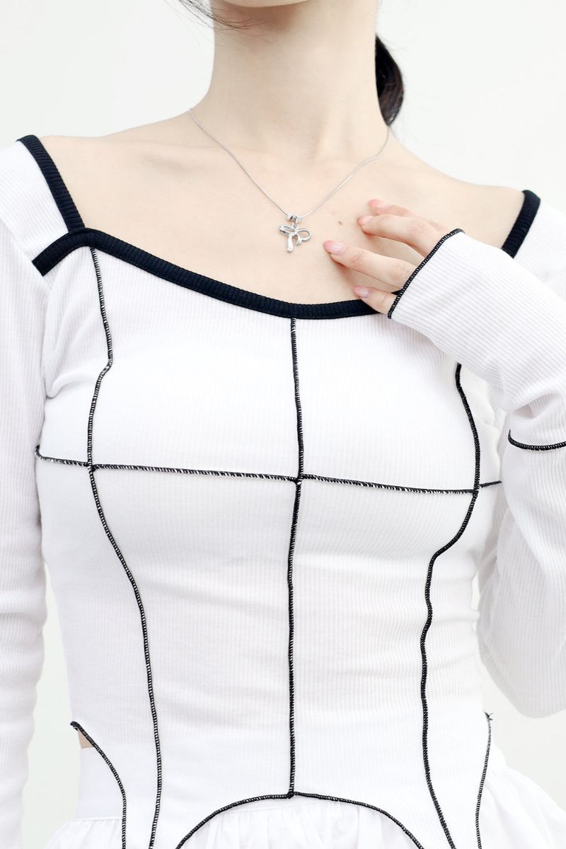 Cydia Silver Ribbon Necklace
