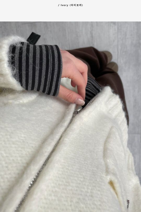 Reverse Two-Way Crop Knit Zip-Up