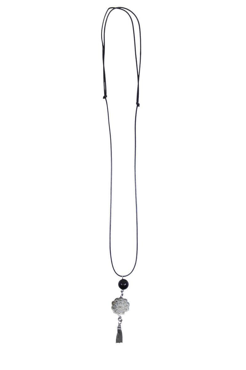 美愛桃源 chrysanthemum (菊花) necklace