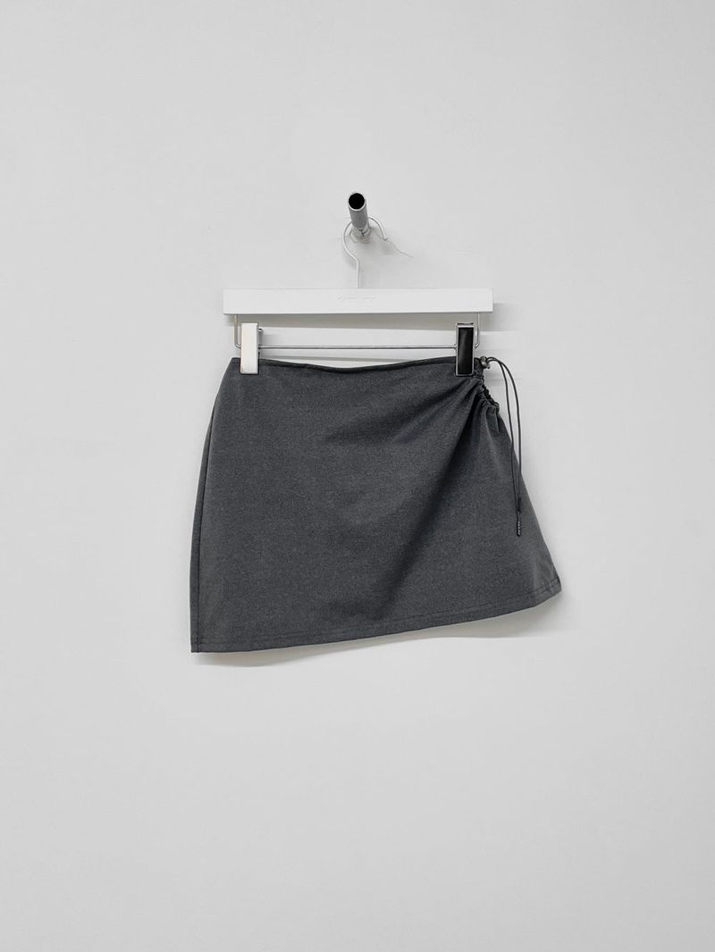 CUT OUT MINI SKIRT