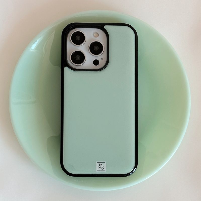 SOYOUMASIL（ソユマシル）の「シンプルミントエポキシバンパーケース（スマホグッズ/小物）」