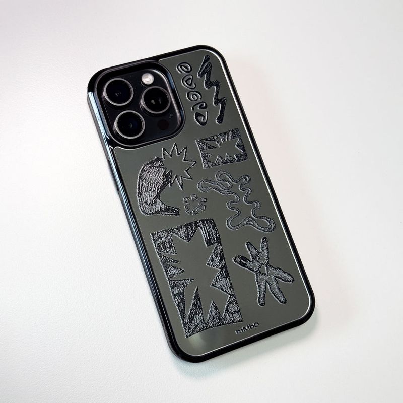 MEMORIESBOUNDARY（メモリーズバウンダリー）の「NEWTOPIA_BioDoodle Bumper Mirror Phone Case (BK)（Smartphone Accessories）」