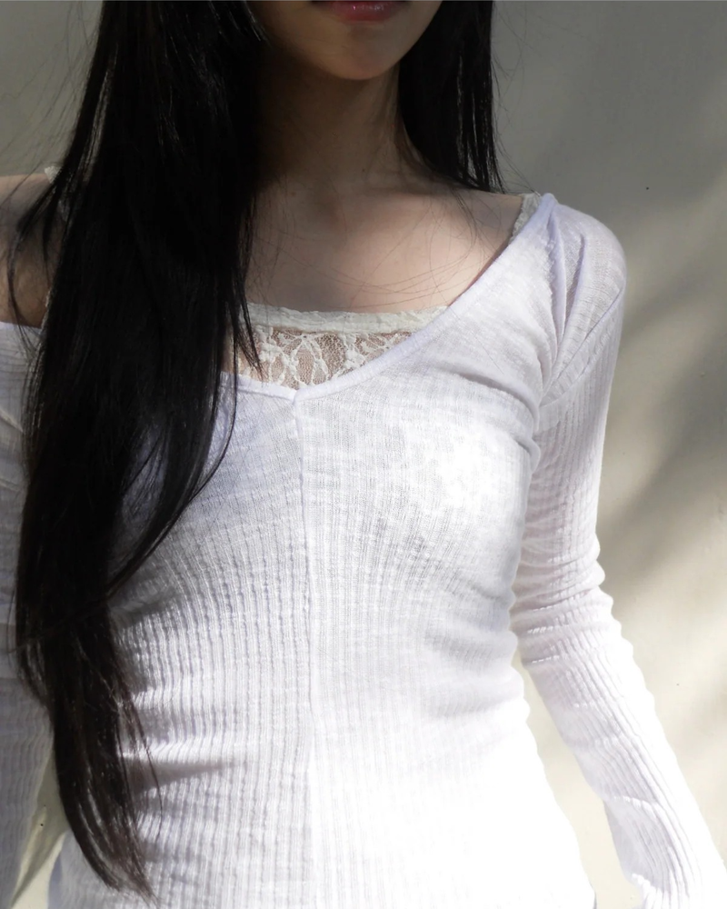 v elf tee