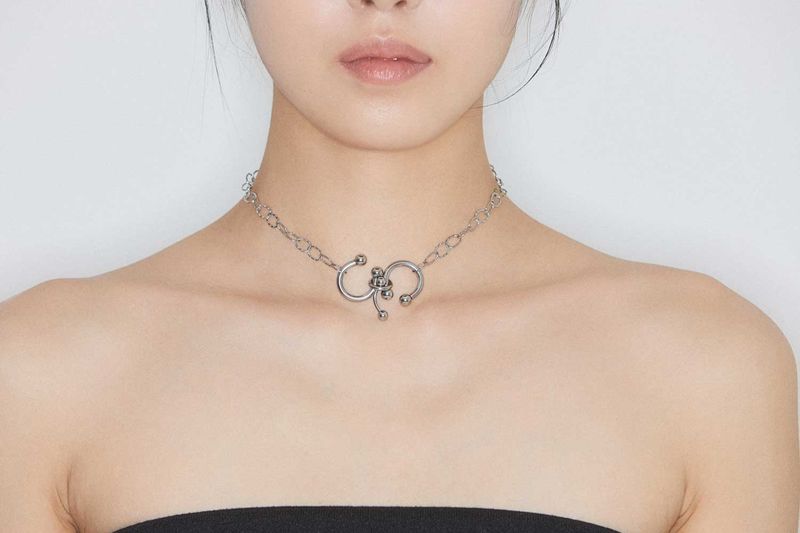 Mix piercing choker/necklace