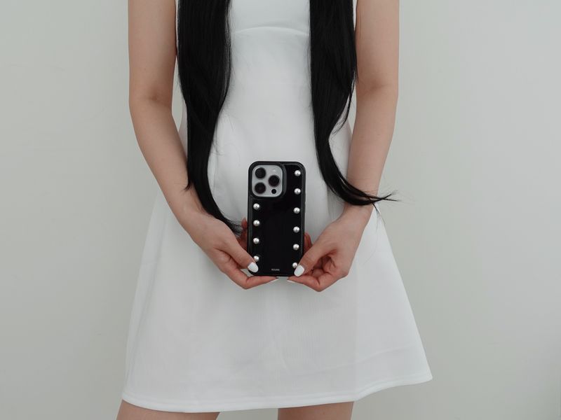 line stud case (black)