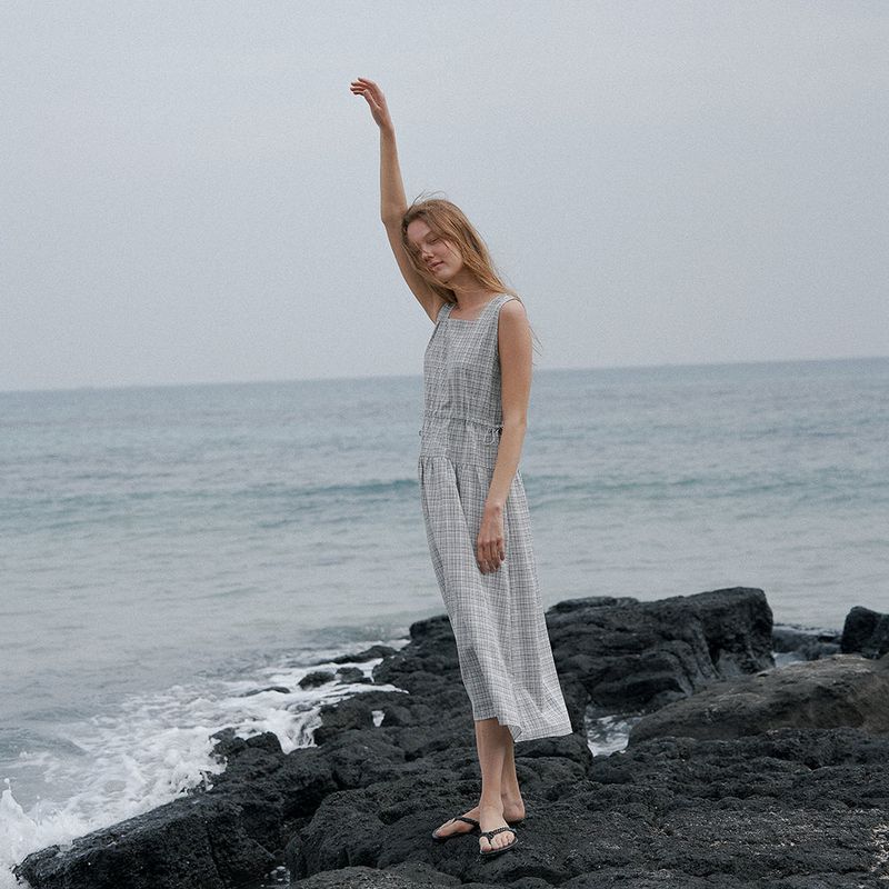 URAGO（ユラゴ）の「Square check string dress（Dresses）」