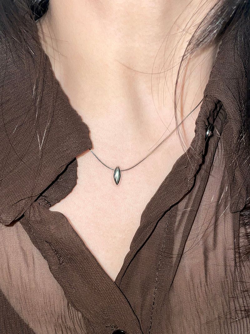 MANGO NECKLACE